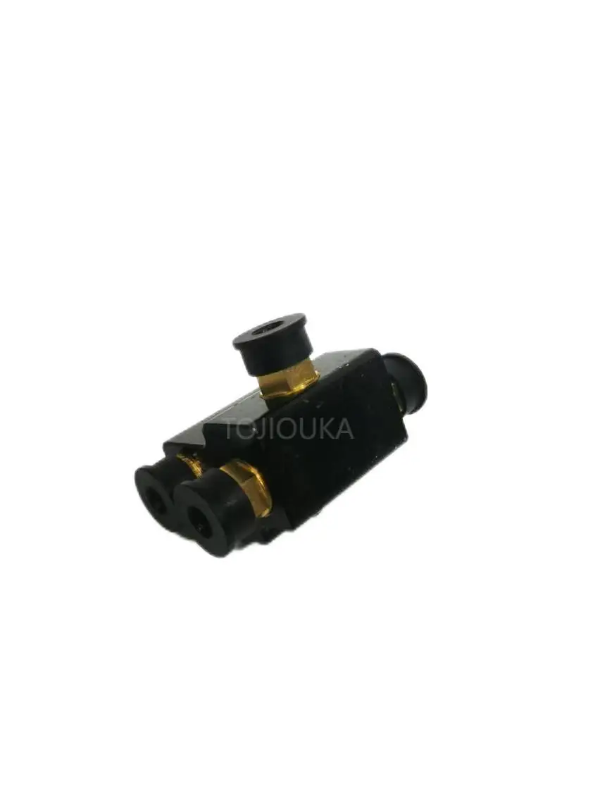 Suitable For Volvo Truck Connection Valve Block 21880315