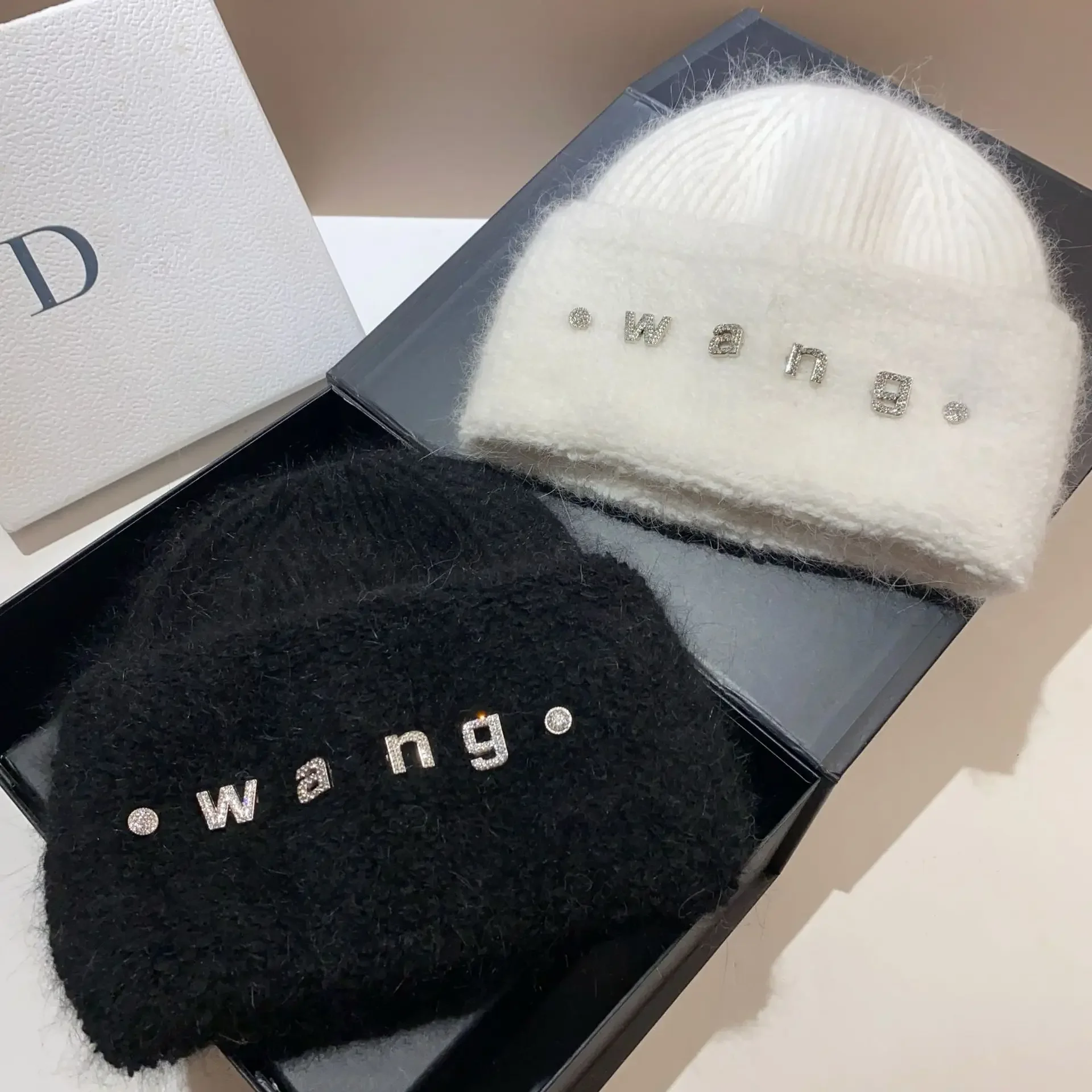 

Luxury Brand WANG King's New Rabbit Hair Knitted Hat, Winter Cold and Warm, Thickened Double Fold Loop Plush Ear Protection Hat