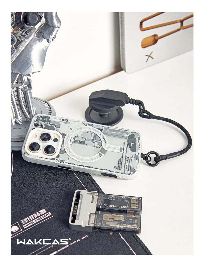 Wakcas Frosted Circuit Design Magnetic Apple iPhone Case