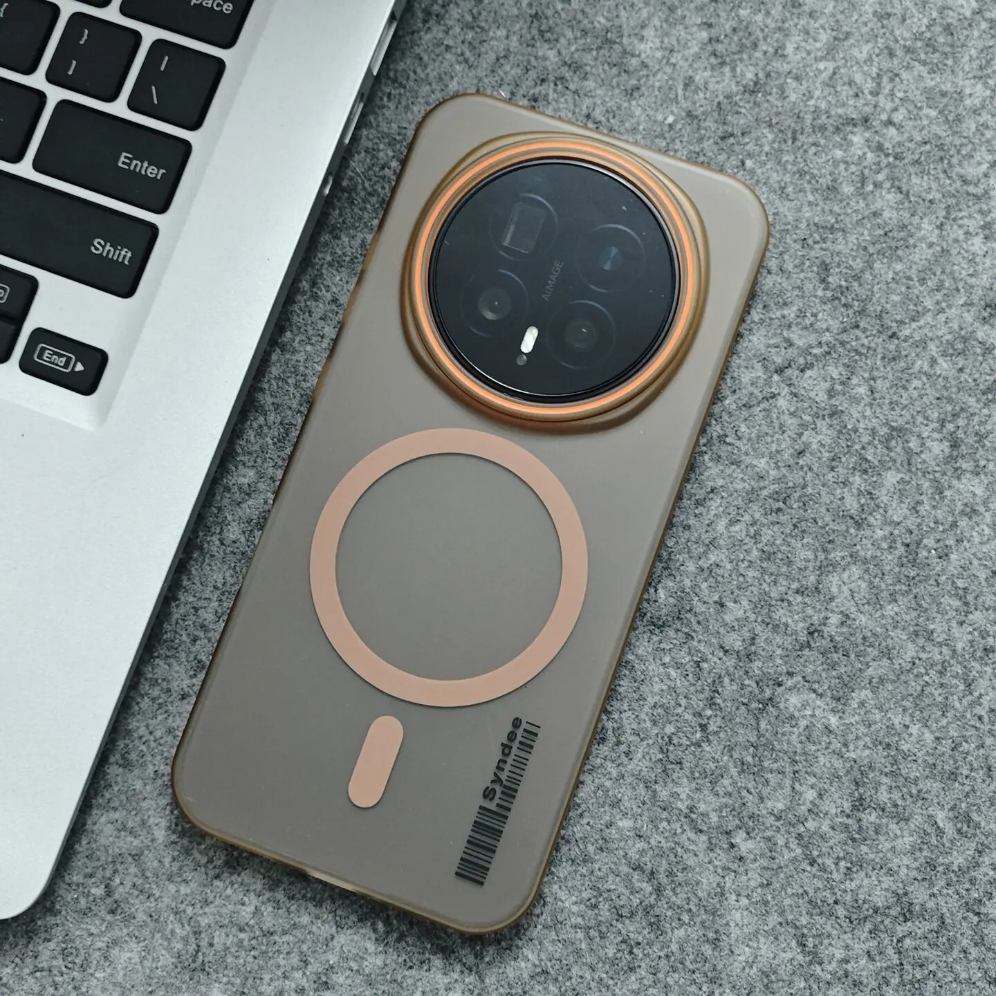 Luxury Skin-Friendly Magnetic Ultra-Thin PC Anti-Fall Shockproof Case Cover