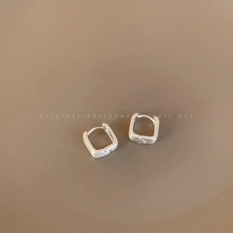 2Pcs/Set Sparkly Earrings Ear Stud Piercing Jewelry Korean Women'S Temperament Circle Pearl Earrings Party Jewelry Accessories