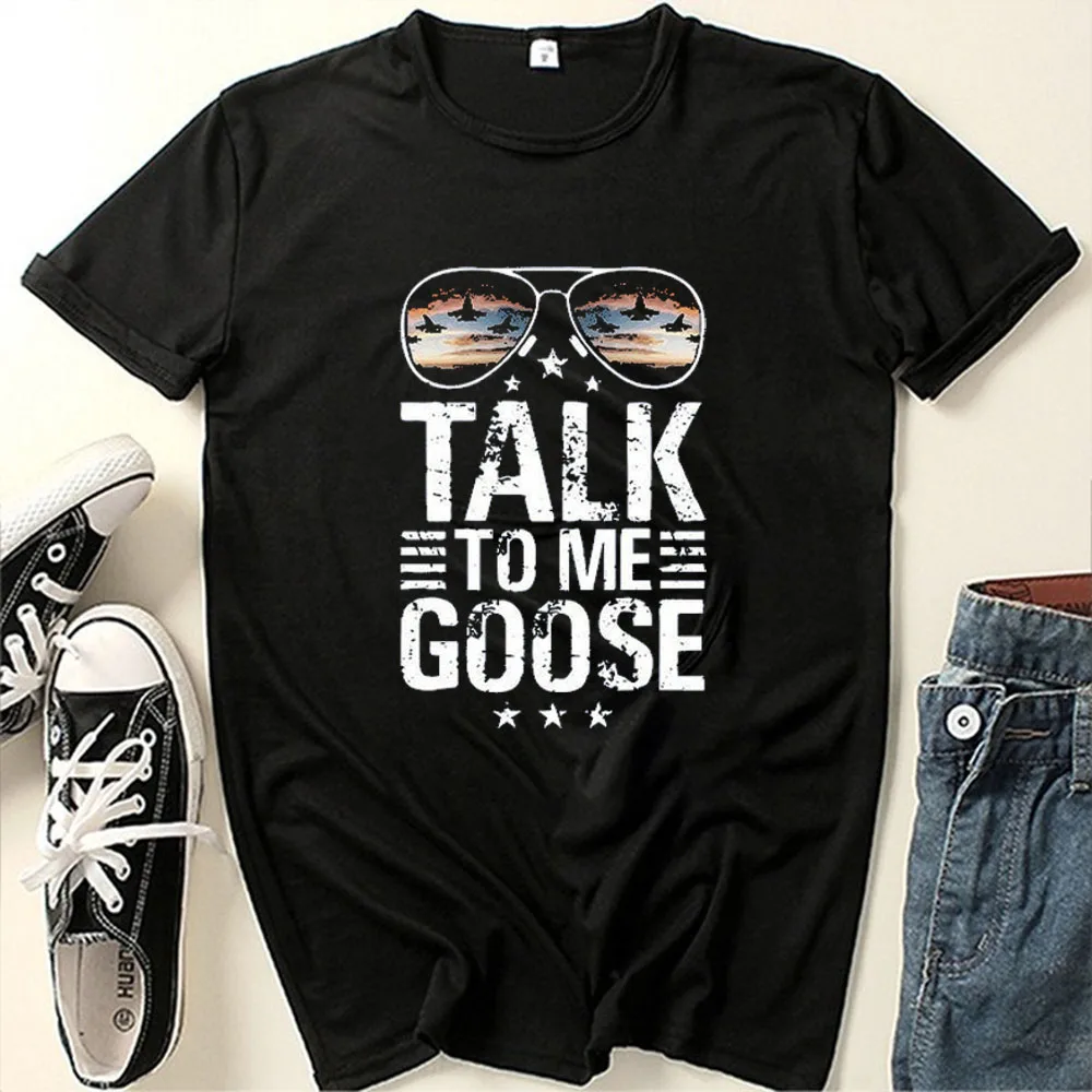 

Женская футболка с принтом на День освобождения гуся