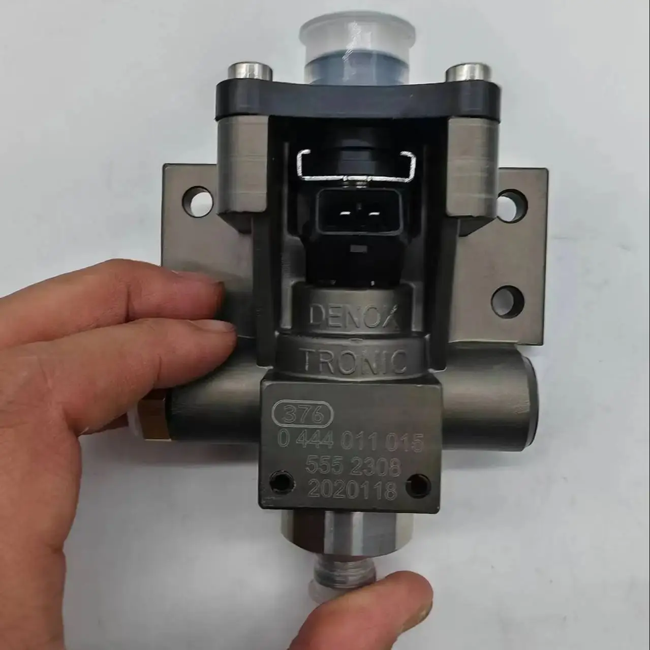 0444011015044401101620017913043278Ureameteringvalveureanozzle