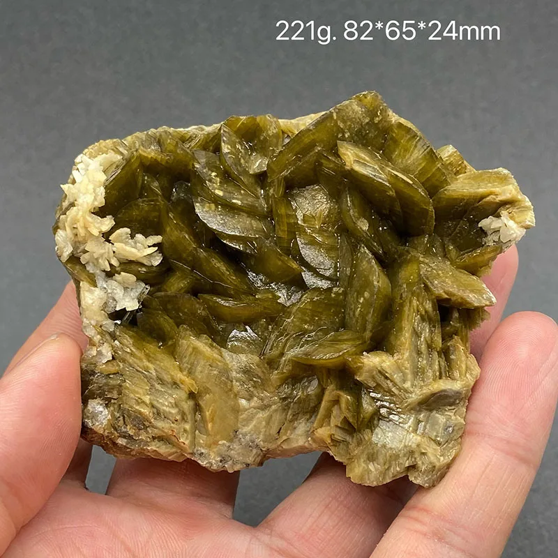 100%  Natural Siderite Mineral Specimens Stones and Crystals Healing Crystal from China