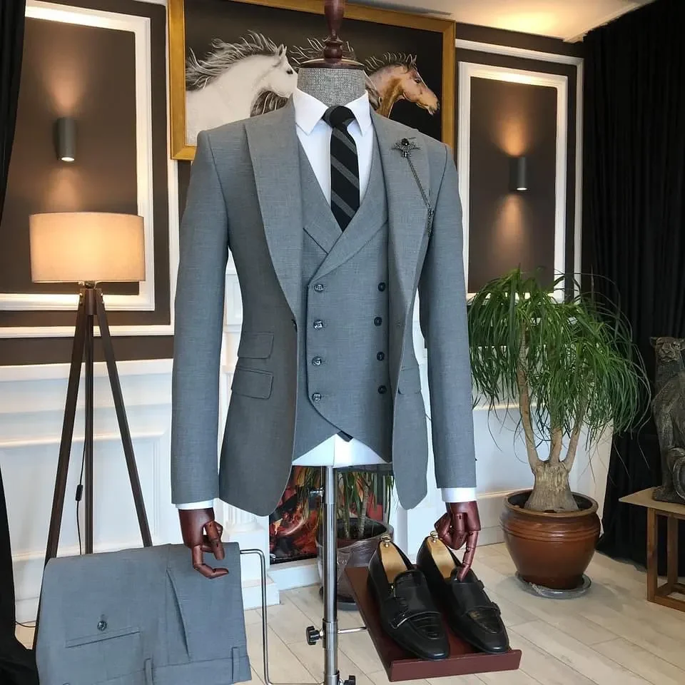 Custom Grey Mens Suits Wedding Suit for Men Slim Fit Groom Double Breasted Tuxedo Handsome Men Jacket Blazer Jacket Pants Vest