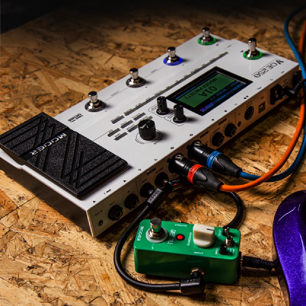 ギター MOOER GE250 Pedaleira de Efeitos para Guitarra Mooer GE250 - Mundo do Músico
