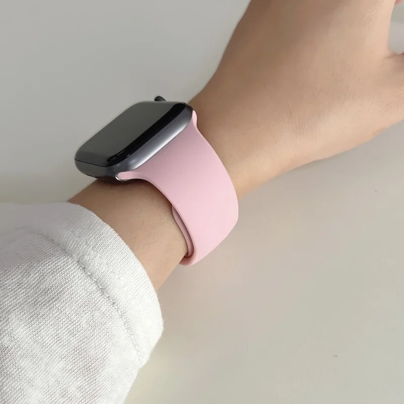 Premium Silicone Sports Band for Smartwatches - Versatile Size Options