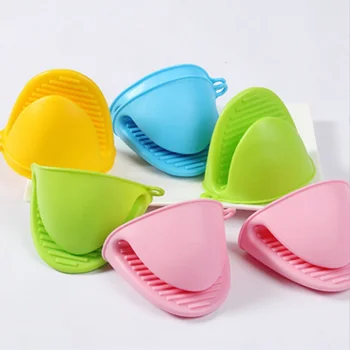 Silicone Non-Slip Kitchen Tongs, Heat Resistant Baking Oven Mitts for Bowls Plates, Secure Grip Utensils