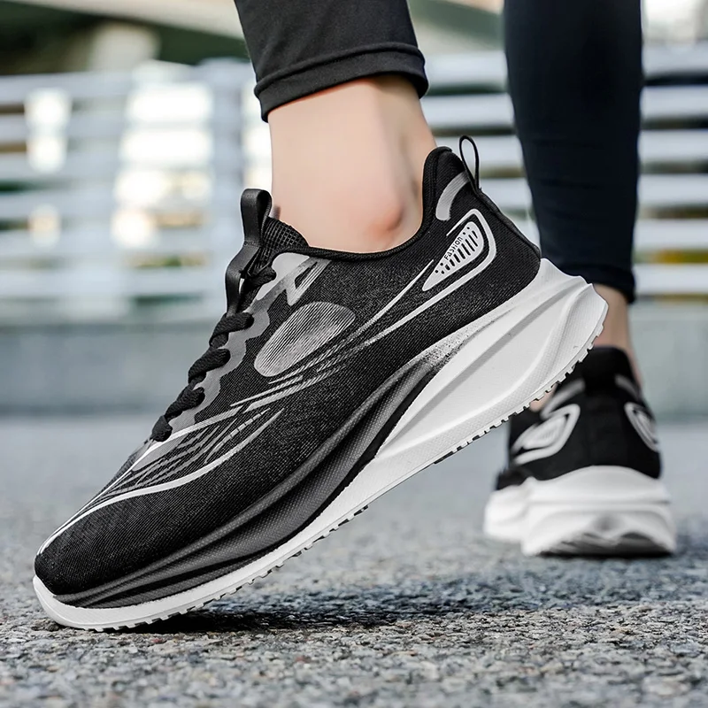 Men's Breathable Mesh Running Shoes Lightweight Soft Sole Trainer_voghion.com