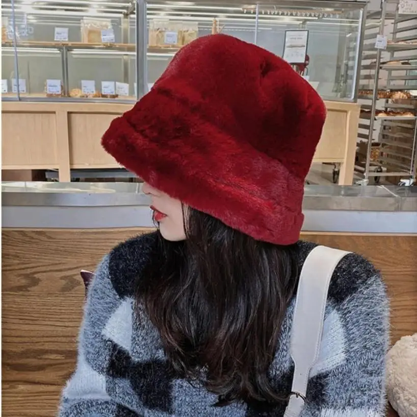 1 Pcs Korean Version Fashionable Versatile Bucket Hat New Hat For Women In Winter New Warm Imitation Mink Fur Fisherman Hat
