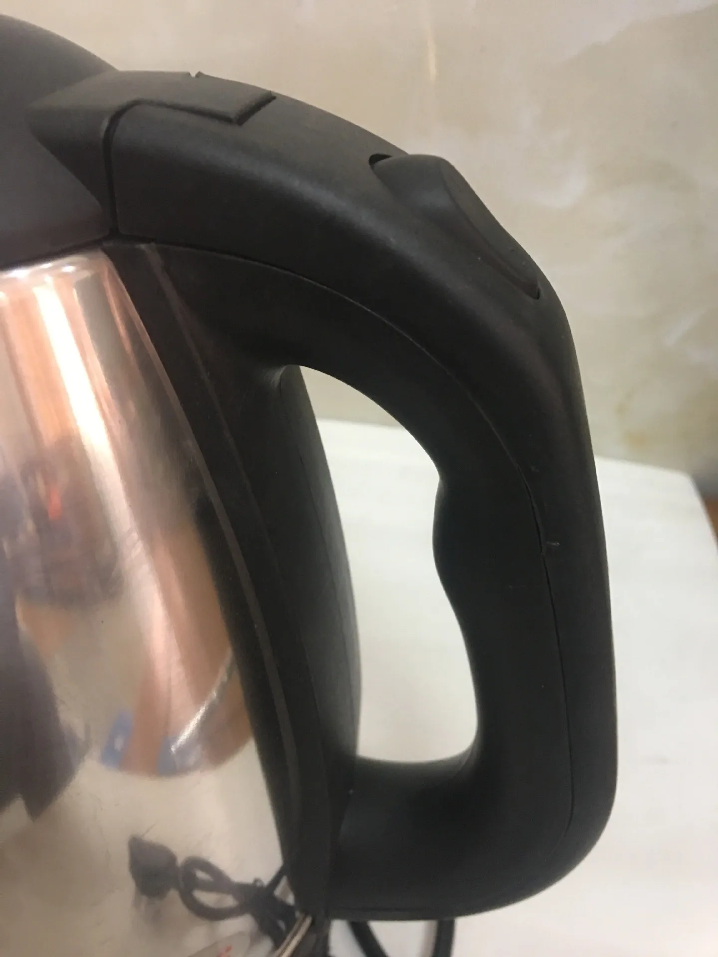 2L Stainless Steel Electric Kettle Silver Gray Base Separation Desion Rust-resistant Durable for Home Office During Travel