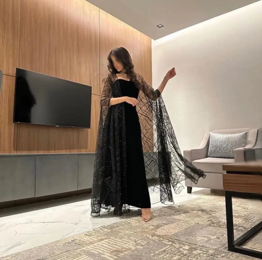 Рисунок 2 - Женское вечернее платье без бретелек