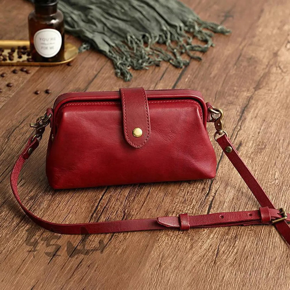 2022 New Leather Retro Handmade Bag for Women Fashion