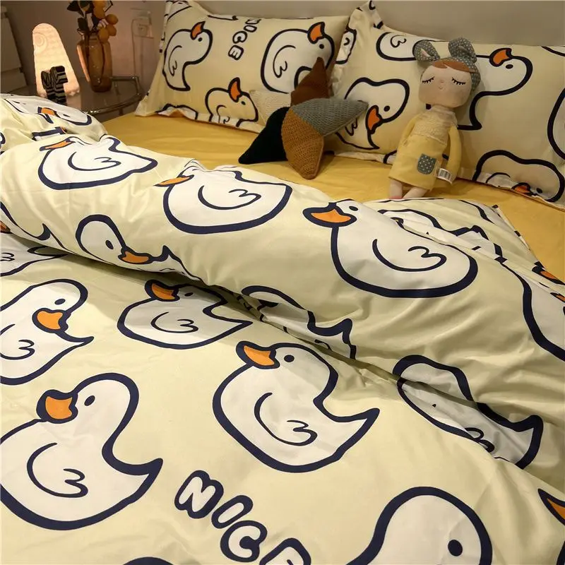 Cartoon Little Yellow Duck Bedding Set Bed Linings Cute Duvet Cover Bed Sheet Pillowcases Kids Baby Cover Set 3