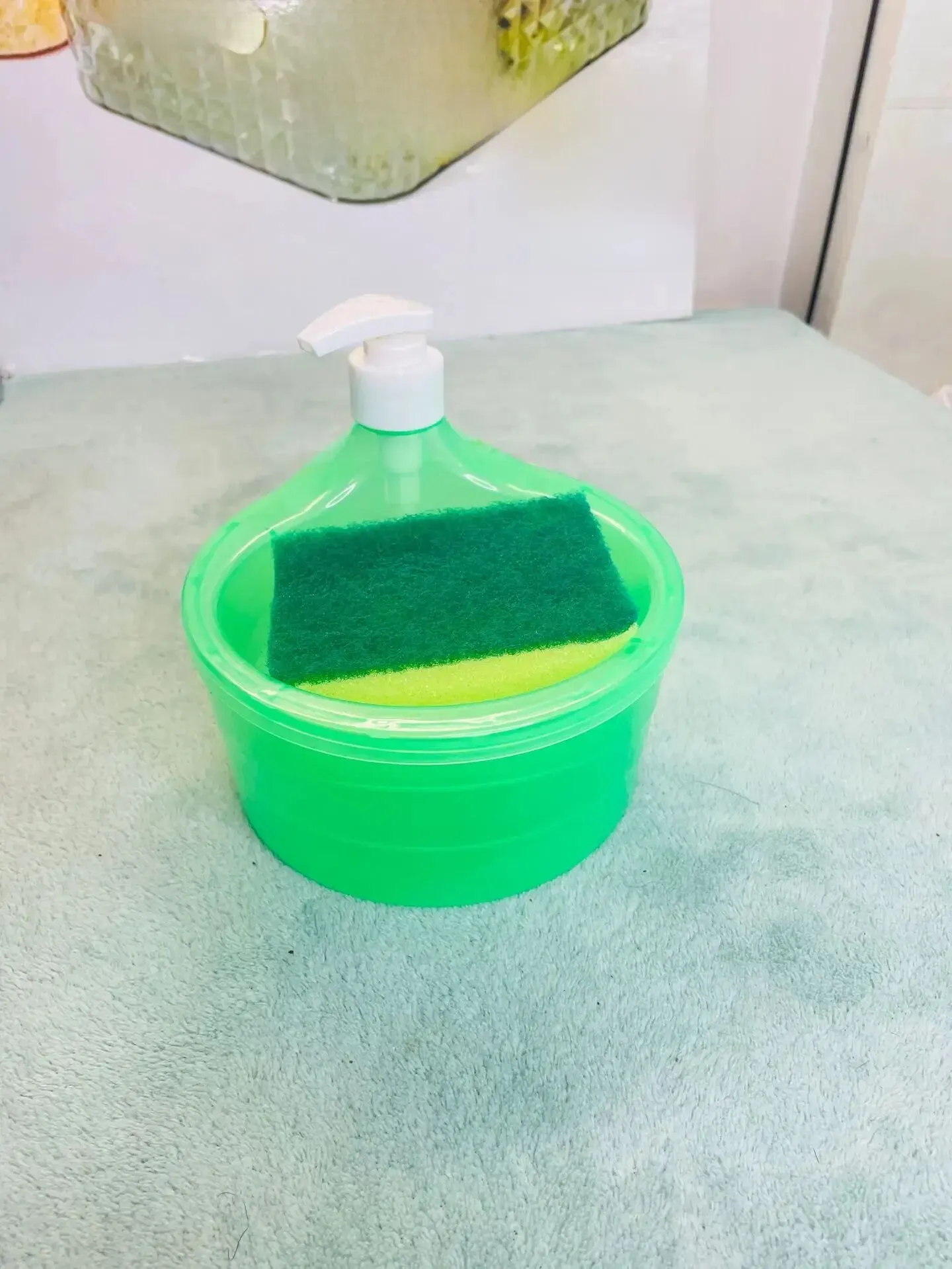 Round Green