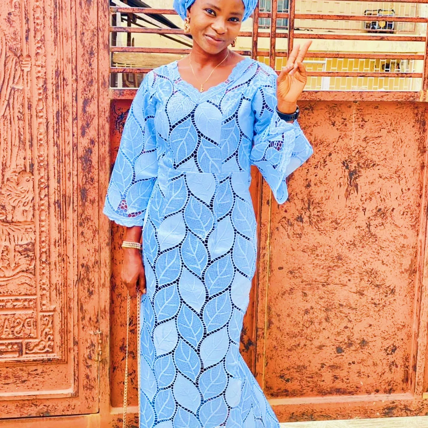 

Luxury African Sequins Lace Fabric 2022 High Quality Eembroidery French Nigerian Lace Fabrics For Wedding Party