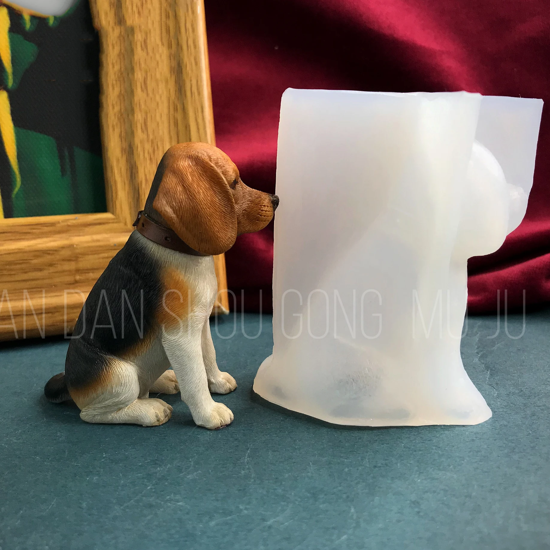 ビーグル犬　置物 犬の置物 ビーグル 成犬 お座り ラージサイズ 大きくてリアルな