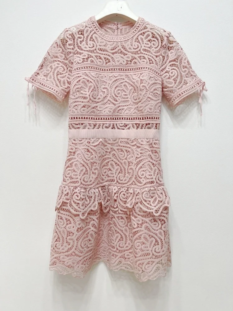 

Runway Summer Sexy Hollow Out Women Lace Dress Short Sleeve Flower Embroidery Ruffle Vestidos