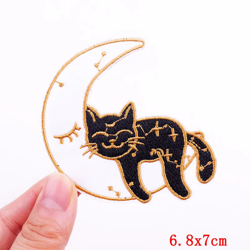 Cute Cat Embroidered Patches For Clothing Thermoadhesive Patches On Kids Clothes Applique DIY Cartoon Badges Animal Stickers 