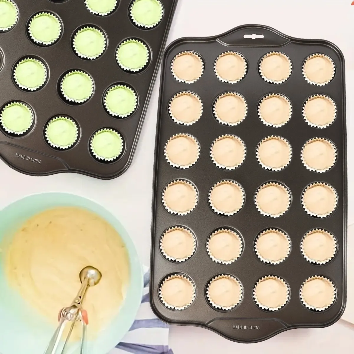 Mini Muffin Pan, 24 cavities - Whisk