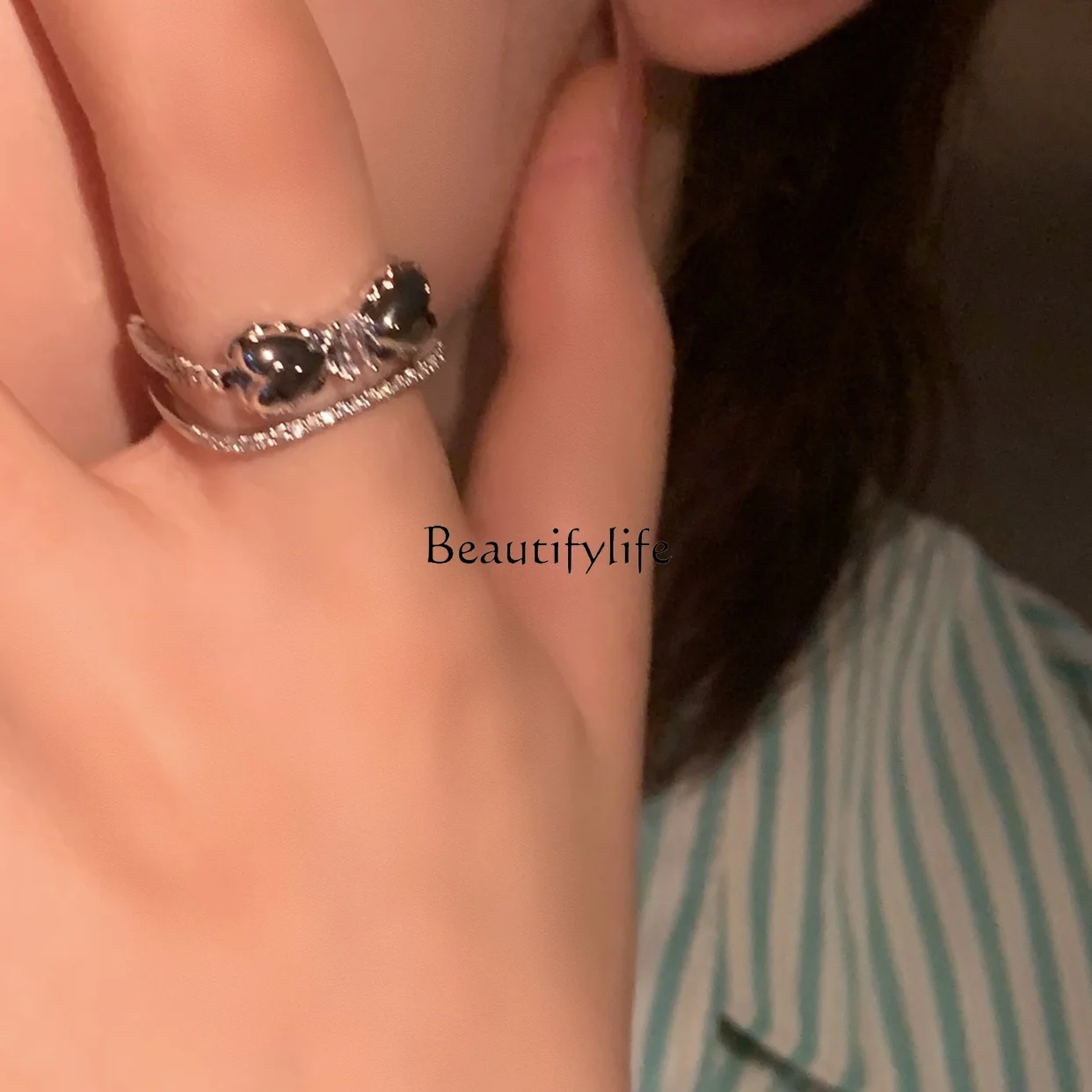 thumb