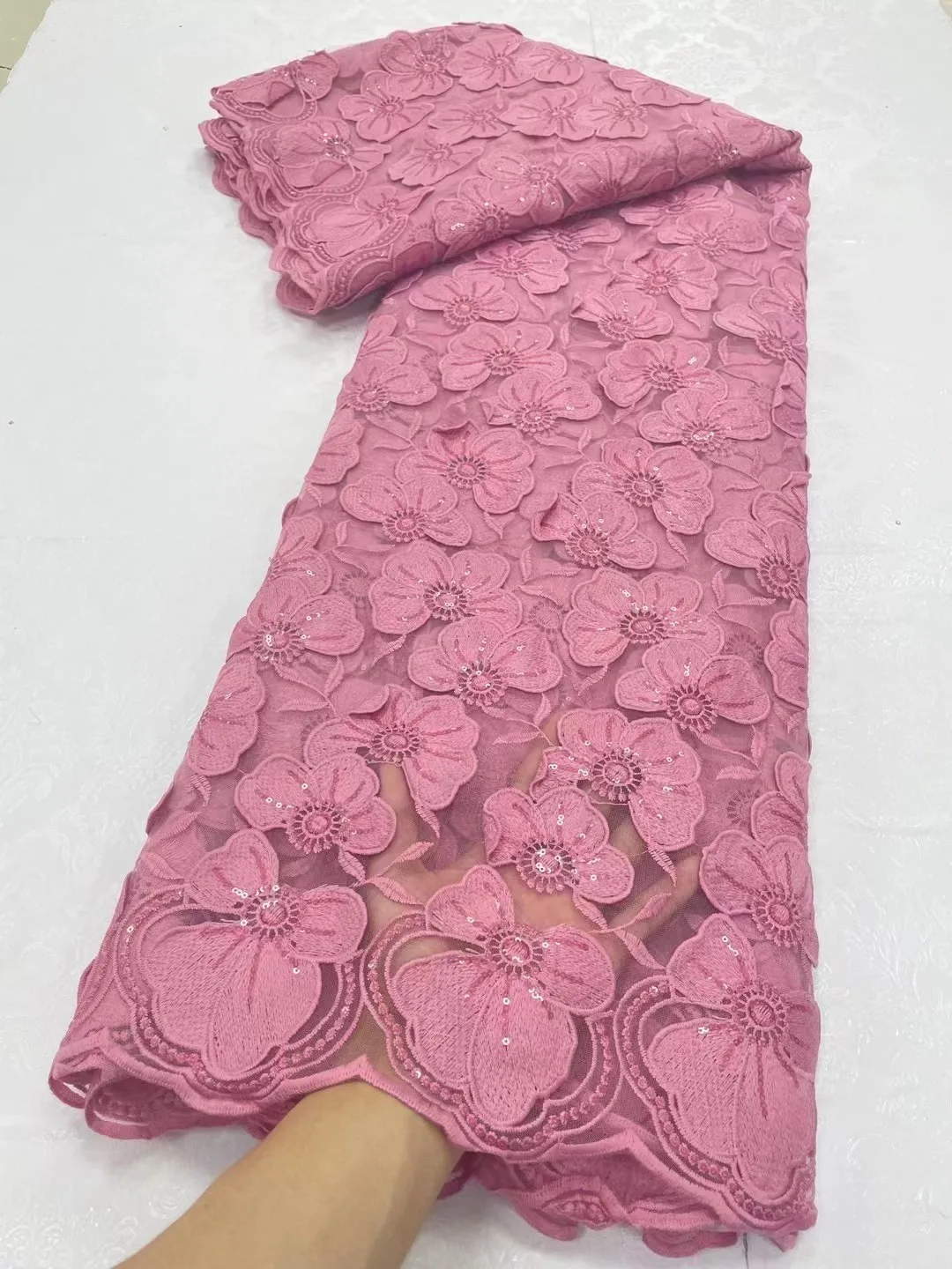 

2024 High Quality African Lace Fabric French Net Sequins Fabric for Sewing Embroidered Lace Tulle Nigerian Lace Fabric 5 Yards