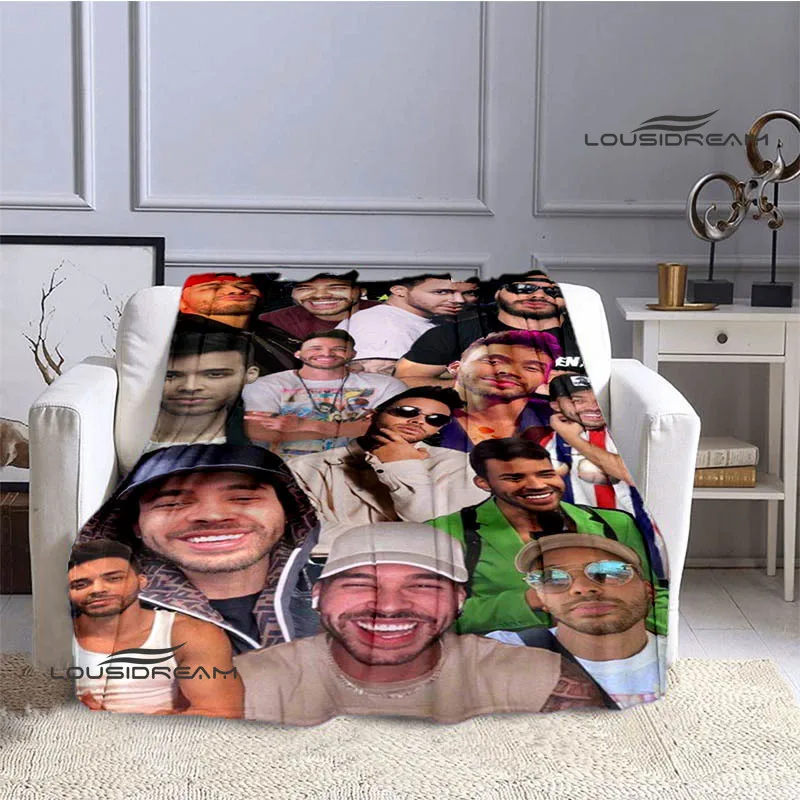 Latin singer Romeo Santos blankets Flannel Warm blanket soft and comfortable blanket picnic blankets bed linings birthday gift 6