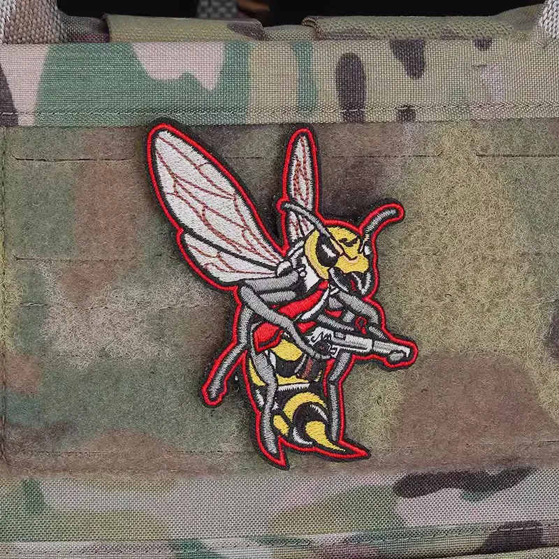 

Hornets Strike Squad Embroidered Patch Outdoor Tactical Insects Armband DIY Sticker for Clothes Backpack Decal Decoration