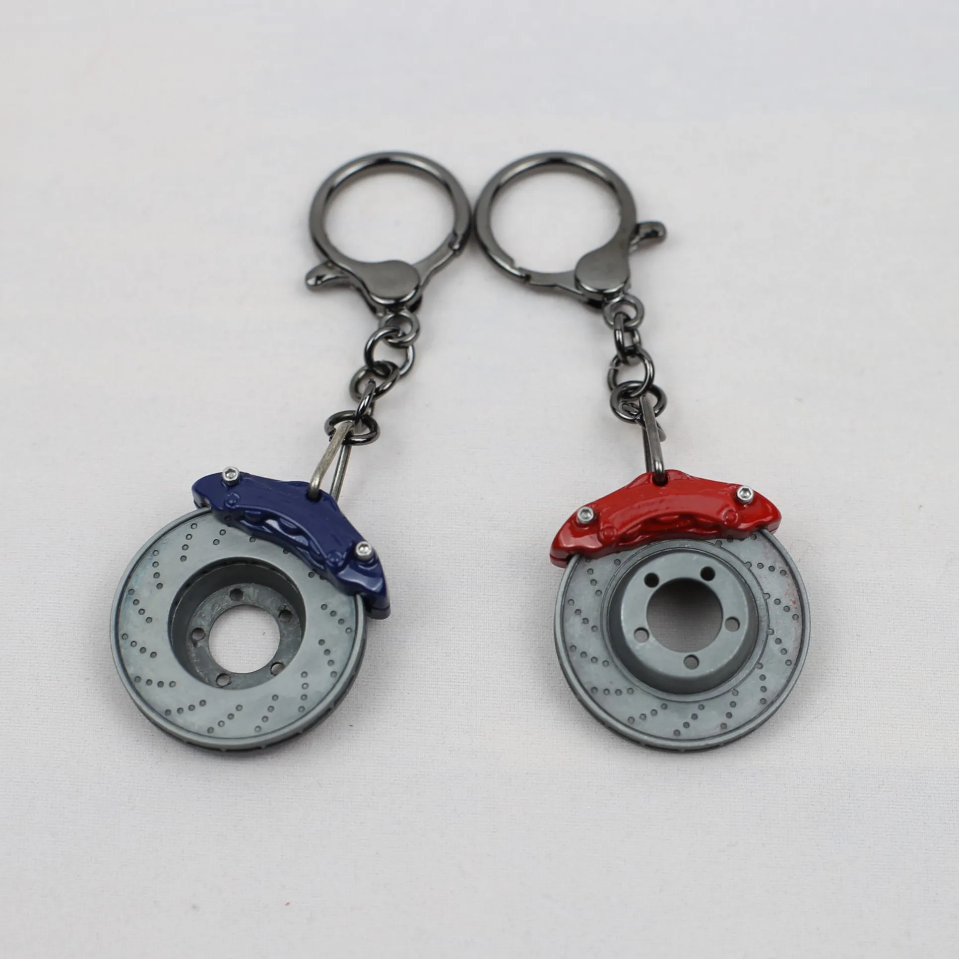 NewBrakeDiscKeychainsCallipersPadHubPendantsCarRefittingReplicaCaliperMetalKeyrings
