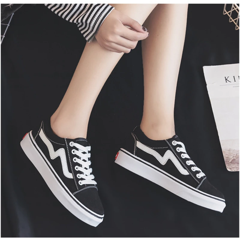 Women Spring Autumn Outdoor Canvas Walking Sneakers Girls Boys Students Flats Jogging Shoes Lace-Up Athletic Tennis Trainers