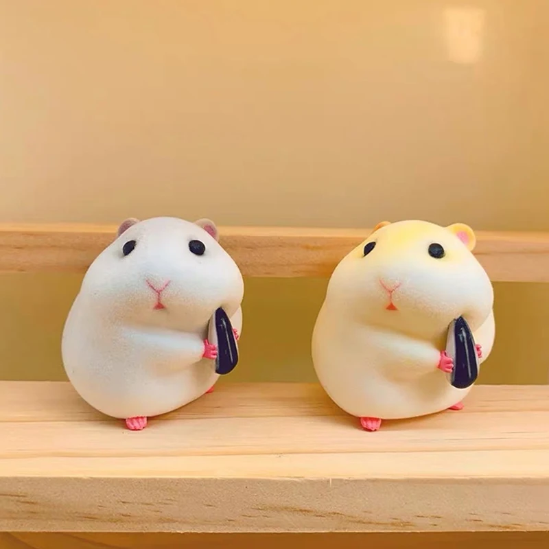 1PC Cartoon Cute Anime Stealing Hamster Gourmet Hamster Figures