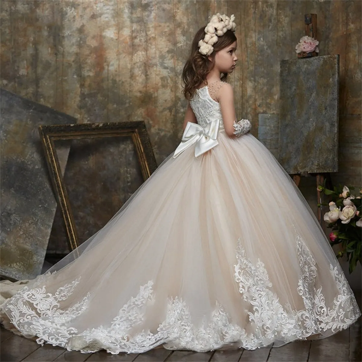 

Flower Girl Dress For Wedding Tulle Applique Puffy Long Sleeve Beading With Bow Birthday Party First Communion Ball Gowns