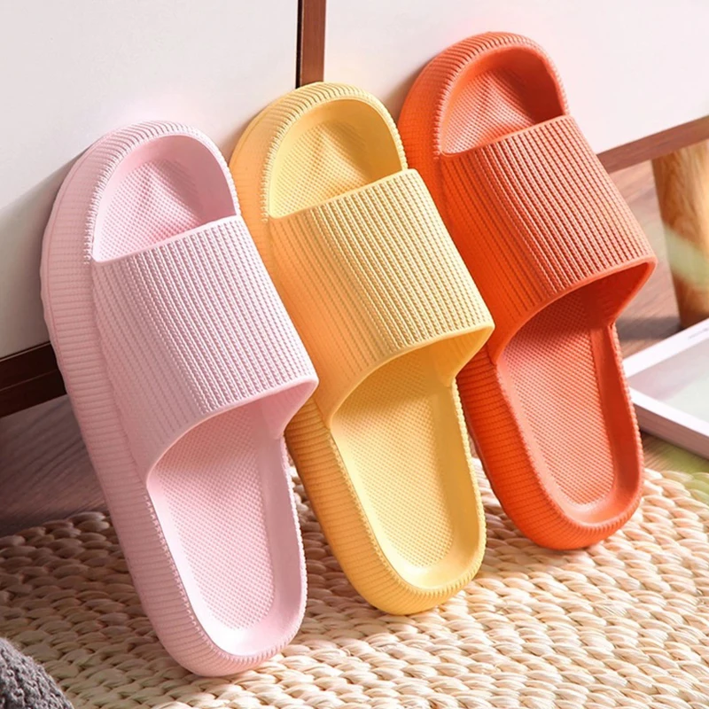 Women Breathable Non Slip Thick Soled Slippers