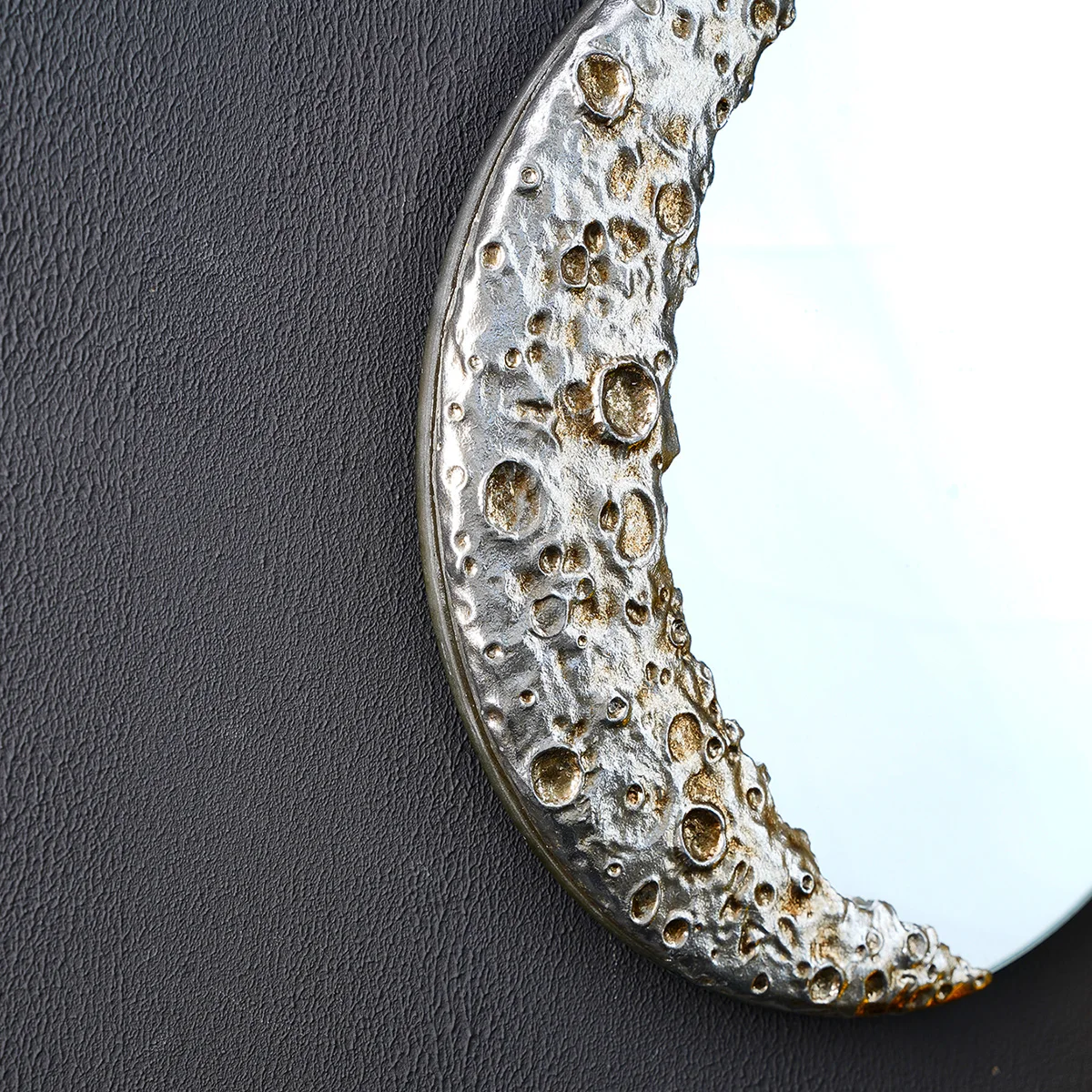 1PC, resin material lunar crater mirror decorative pendant, creatively designed lunar crater mirror pendant