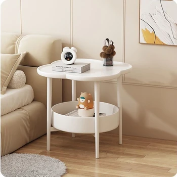 Four-Leaf Clover Side Table 1