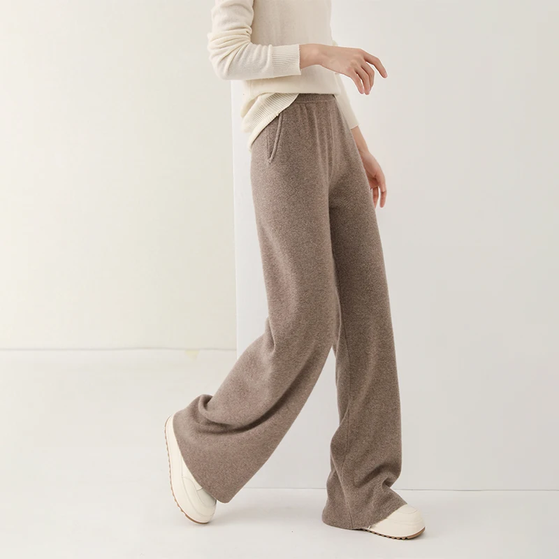 Pantalon en laine merinos jambe large en maille jersey et motif Pantalon en laine merinos jambe large en maille jersey et motif