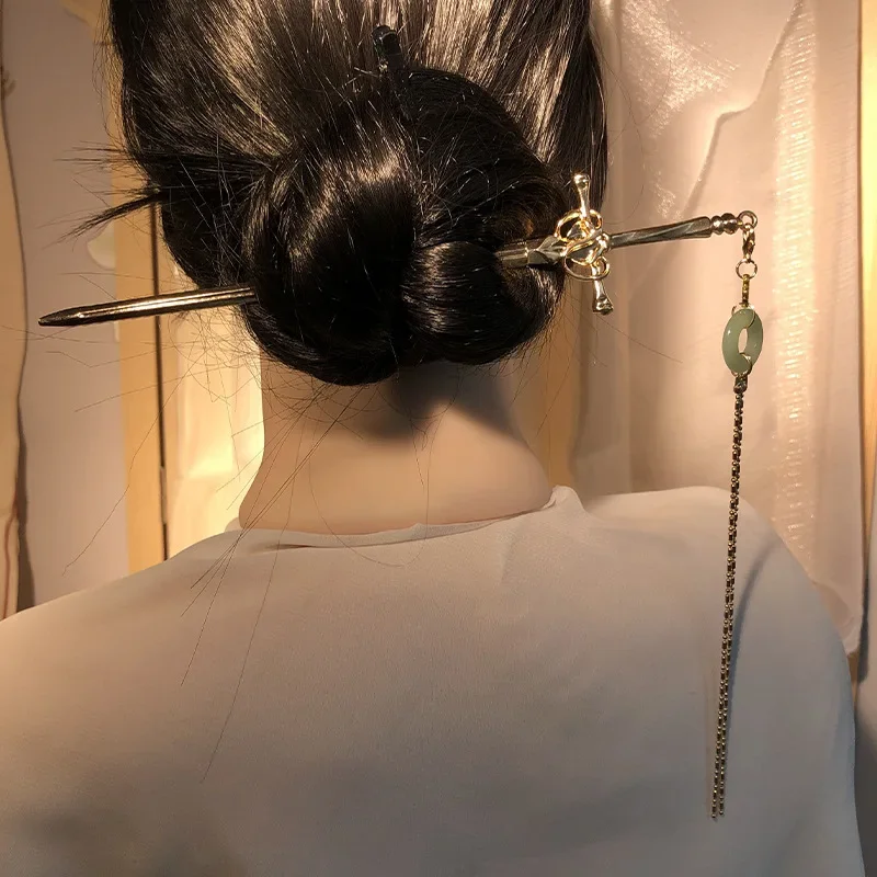 Hair Stick Vintage Ruby Pendant Sword Hairpin Headdress Chinese Style Ponytail Holder Retro Simple Hair Accessories