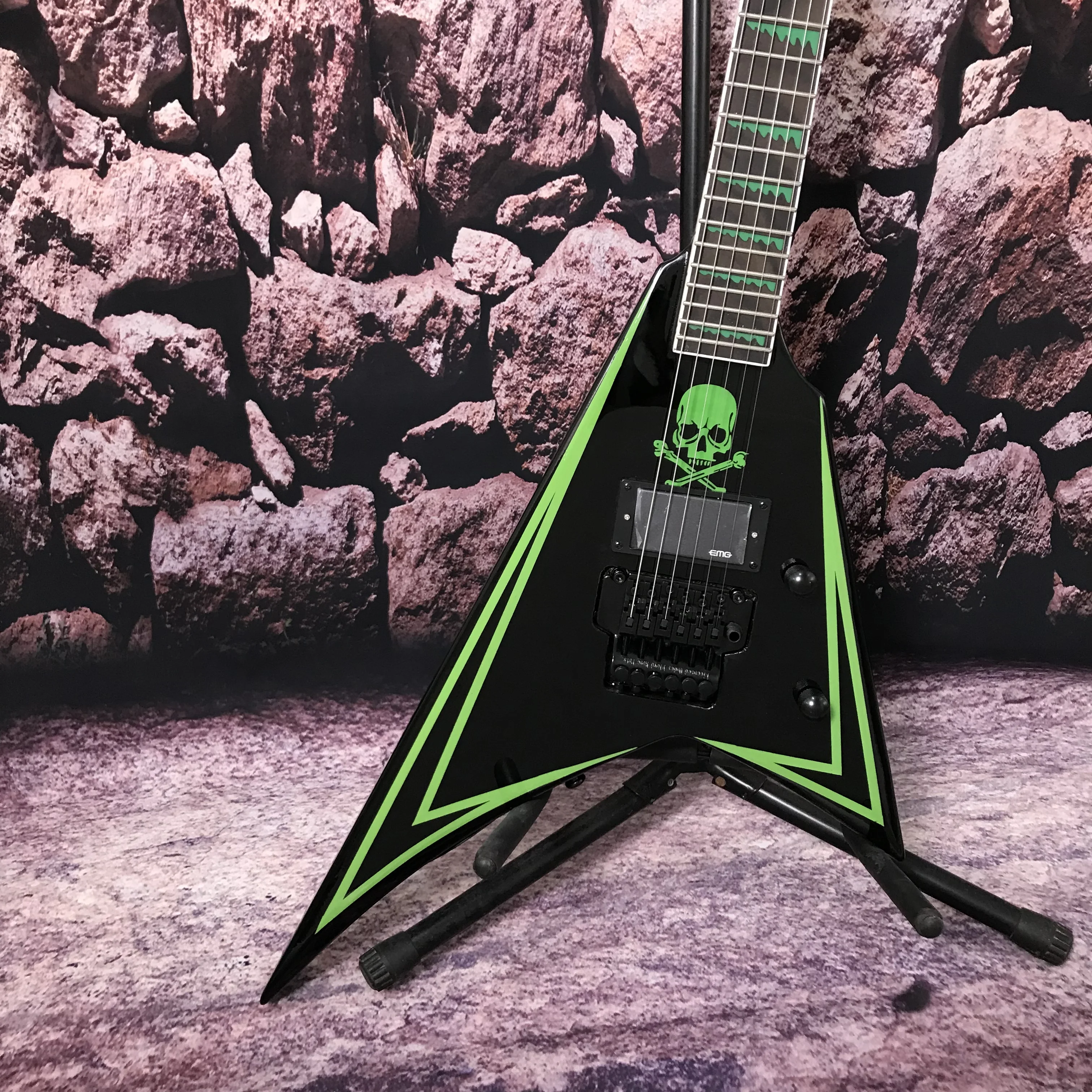 factory electric guitar tremolo system active pickup green line