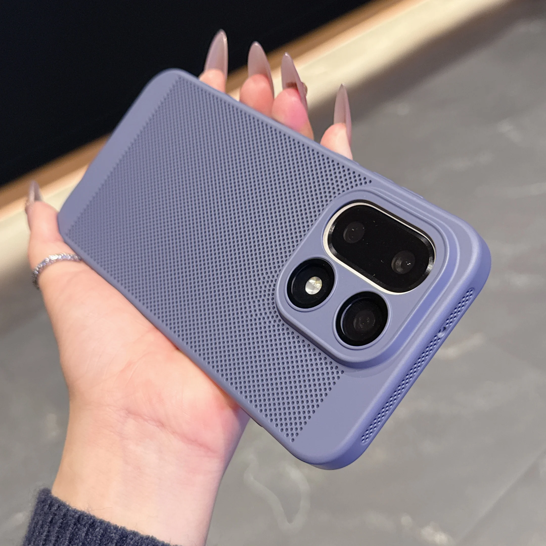 Breathable Heat Dissipation Phone Case with Glass Lens Protection and Cooling Mesh Cover