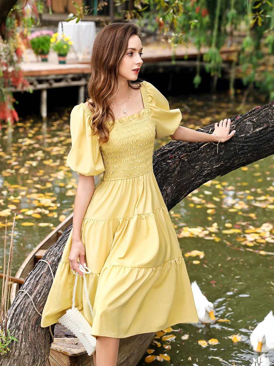 

2023 Summer New Yellow Slim Temperament Dress French Sweet Small Fresh Fairy Long Dress Girl