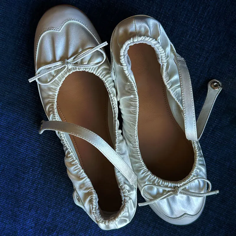 Small Fragrant Flat Bottom Ballet Shoes for Women with Retro and Popular Design, Pleated Mary Jane Women's Bow Tie Single Shoes
