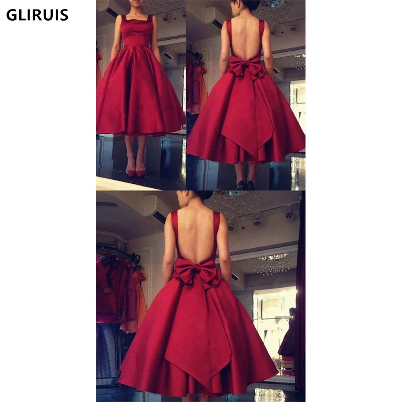 

Lovely Red Short Homecoming Dresses Spaghetti Straps Backless With Bow Satin Ruched Women Party Dress Prom Gowns