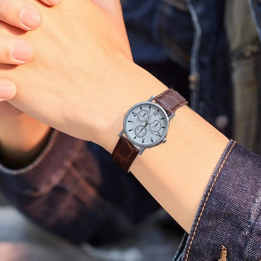 Men Quartz Watch Adjustable Strap