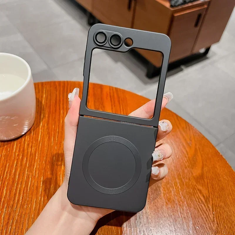 Slim Magnetic Shockproof TPU Case with Lens Protection, Compatible with Magsafe