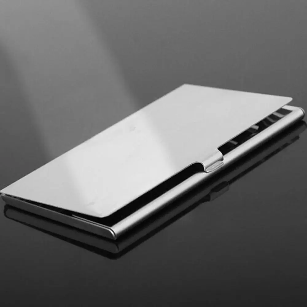 

Металлическая электронная карта памяти