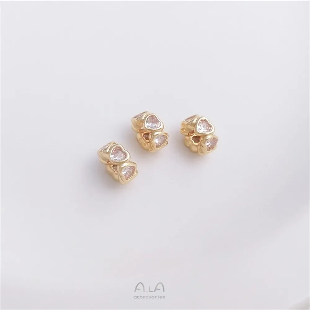 Рисунок 5 - Кольцо-бусина с цирконом в форме сердца