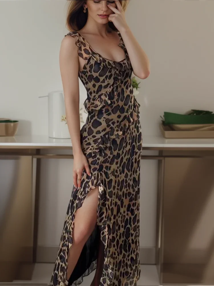 

Женское летнее платье без рукавов, с леопардовым принтом и оборками