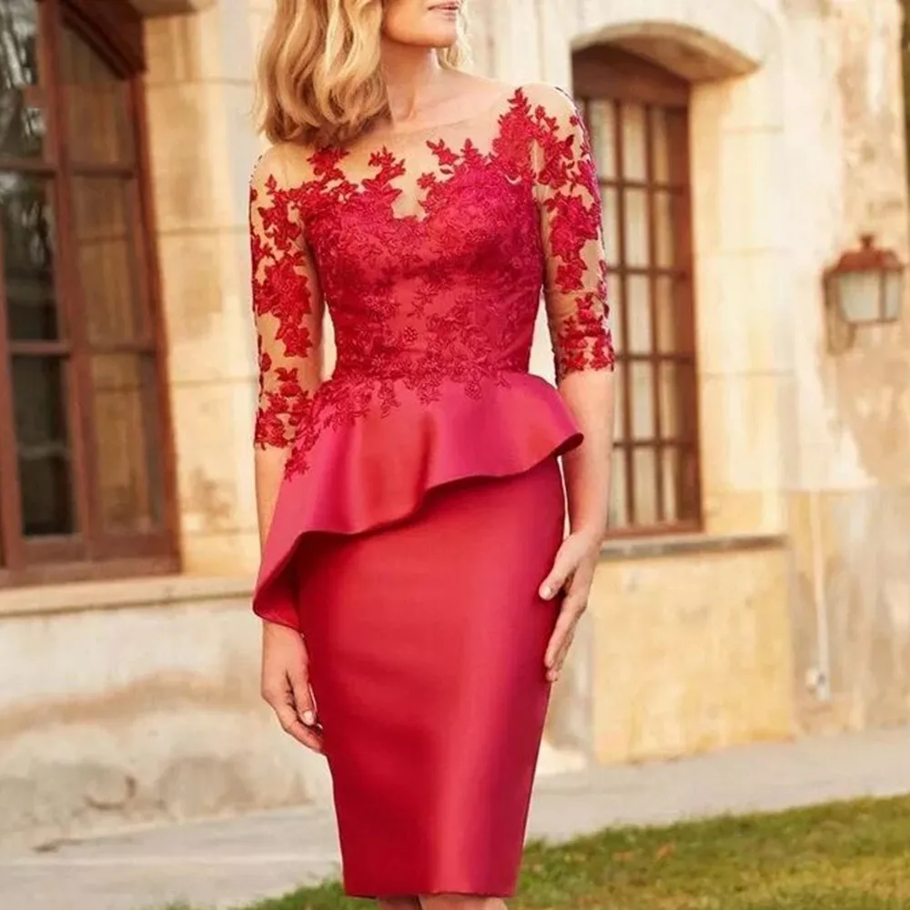 New Gorgeous Red Short Lace Mother of the Bride Dresses with 3/4 Sleeves Illusion Neck Wedding Party Dresses Knee Length