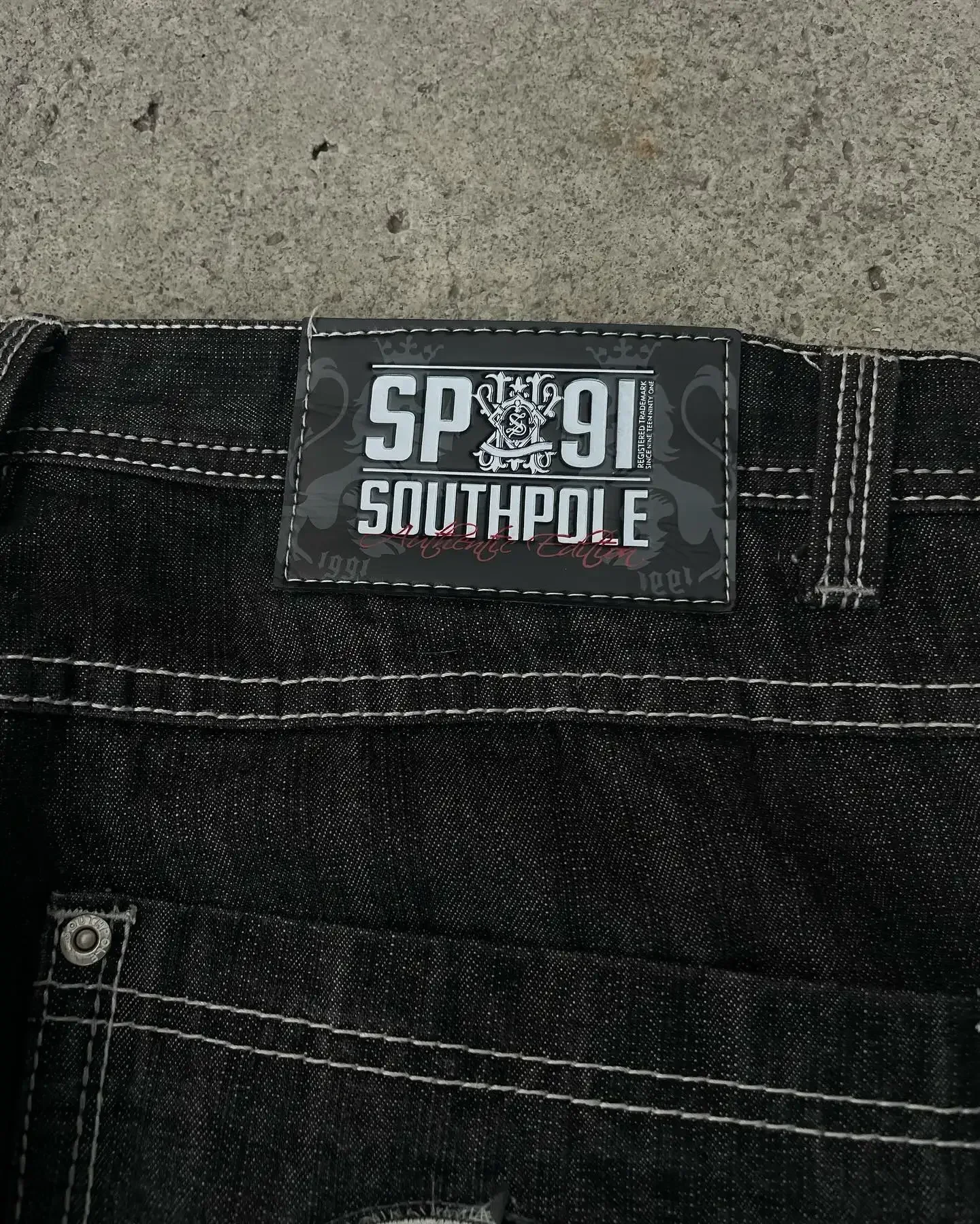 Y2K American Trendy Jeans Retro Gothic Graphic Embroidery Loose men s Jeans Harajuku Hip Hop Street Wide Leg Jeans Pants 5