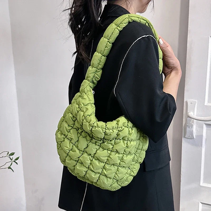 Folded Cloud Women's Bag Large Capacity One Shoulder Handheld Dumpling Bag Large Capacity Crossbody Bag Underarm Commuting